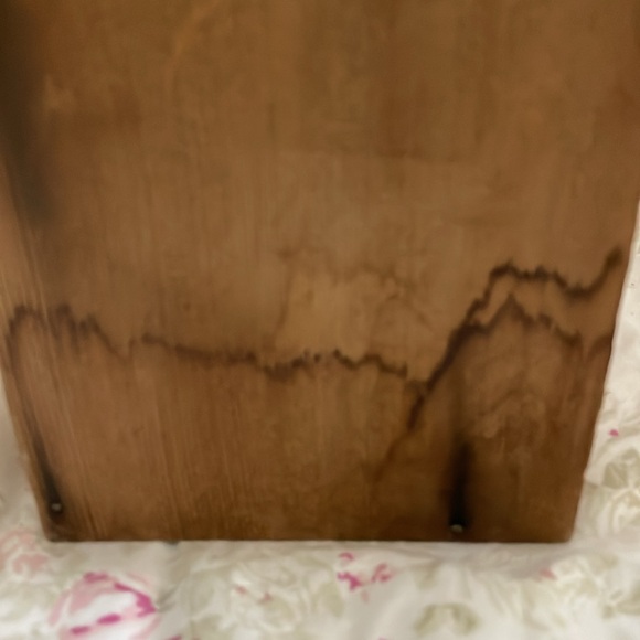 Birdhouse with tin roof - Picture 6 of 12